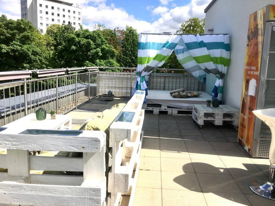 Vip Design Apartment M. Dachterrasse Dresden Bagian luar foto